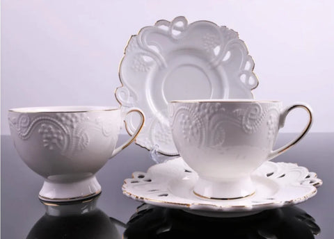 Set de 2 cesti cu 2 farfurioare pentru ceai sau cafea, Malooki, model dantelat