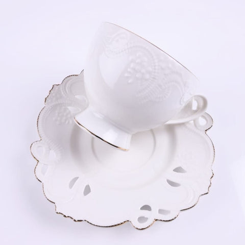 Set de 2 cesti cu 2 farfurioare pentru ceai sau cafea, Malooki, model dantelat