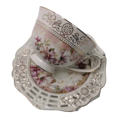 Set 2 cesti pentru cafea sau ceai cu farfurioare, Malooki Luxury Collection